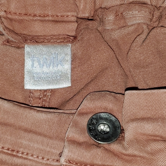 Twik - Tapered Cargo Pants with Stretchy Waistband - Picture 4 of 5
